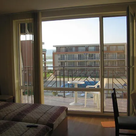 Private One-bedroom In Holiday Fort Club 阳光海滩